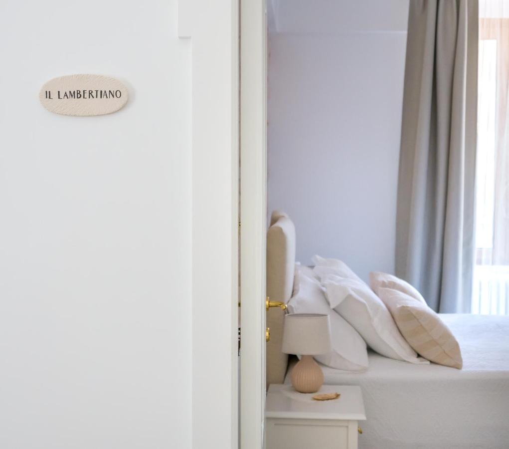 Villa Aurelia Suites And Apartments 洛科罗通多 外观 照片